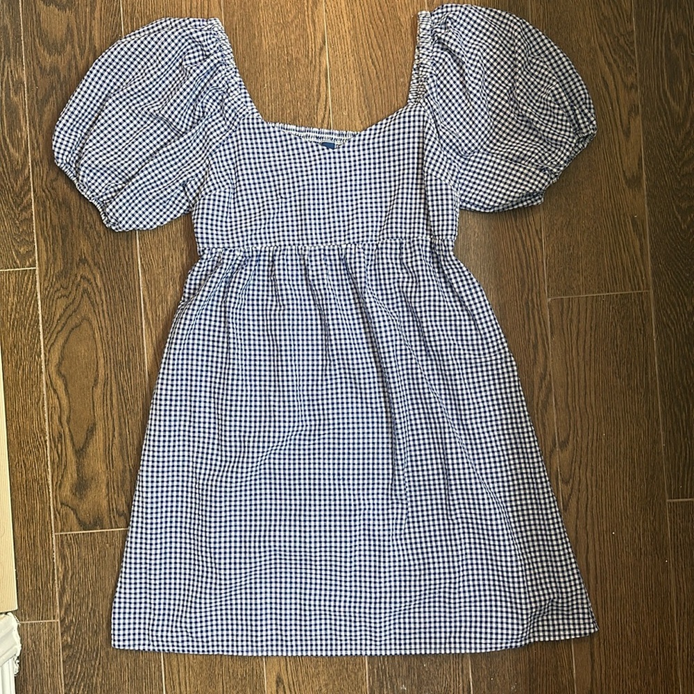 Old Navy Puff Sleeve Dress